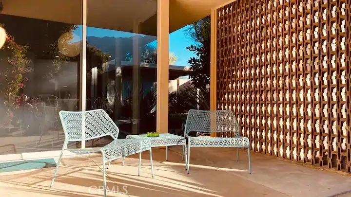 360 Cabrillo Road 214, Palm Springs, California 92262