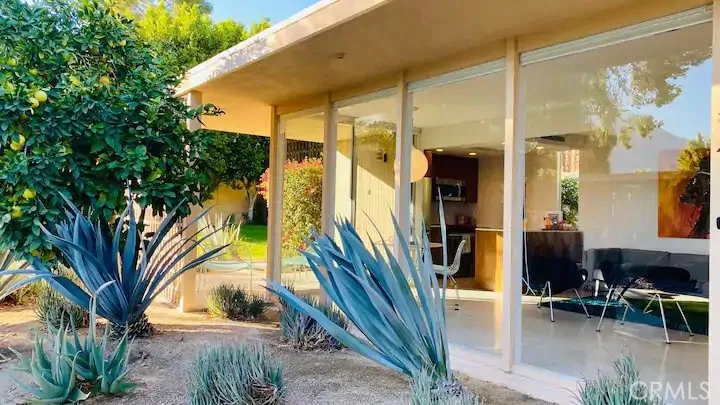 360 Cabrillo Road 214, Palm Springs, California 92262