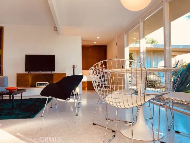 360 Cabrillo Road 214, Palm Springs, California 92262