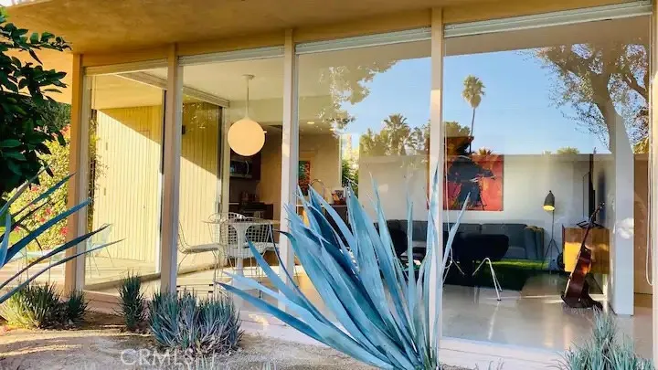 360 Cabrillo Road 214, Palm Springs, California 92262