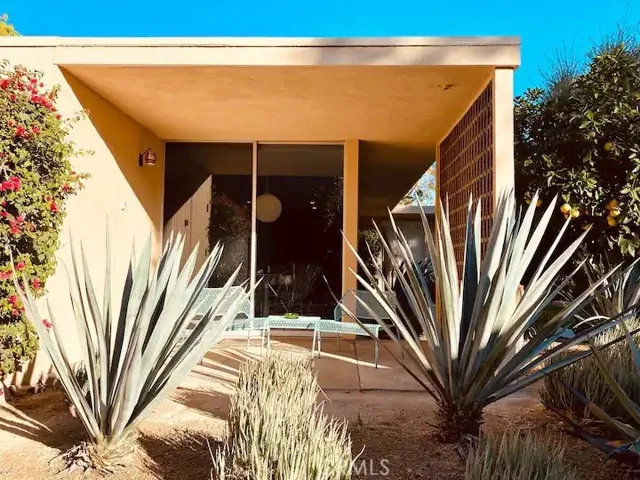 360 Cabrillo Road 214, Palm Springs, California 92262