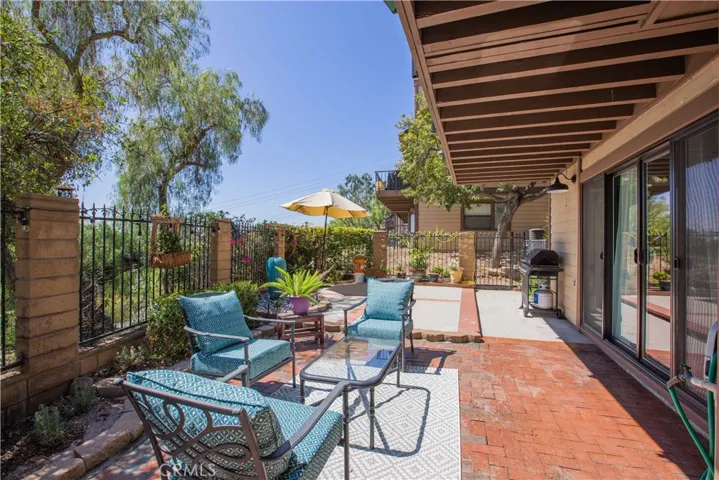 607 N Cataract Avenue, San Dimas, California 91773