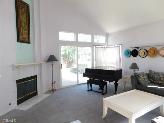 983 Goldenrod Street, Corona, California 92882