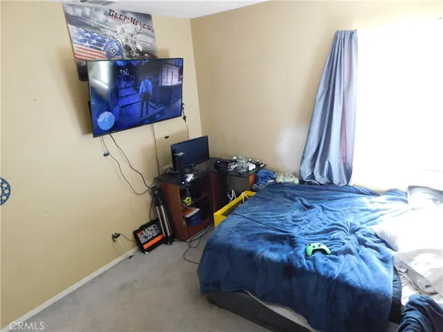 983 Goldenrod Street, Corona, California 92882