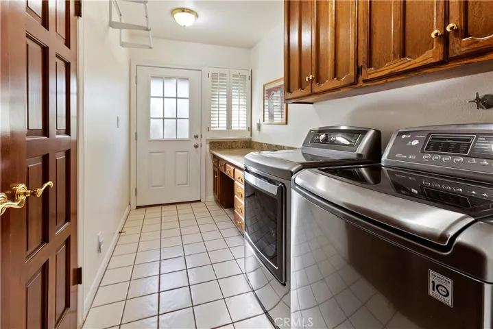 Large Laundry Room