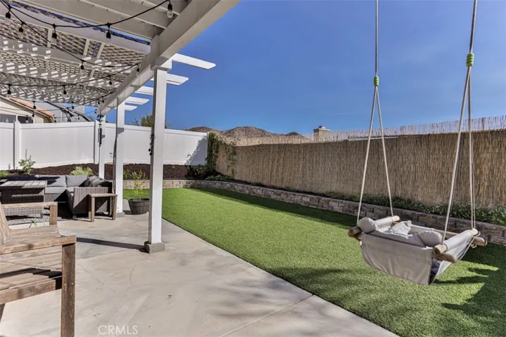 31647 Willow View Place, Lake Elsinore, California 92532