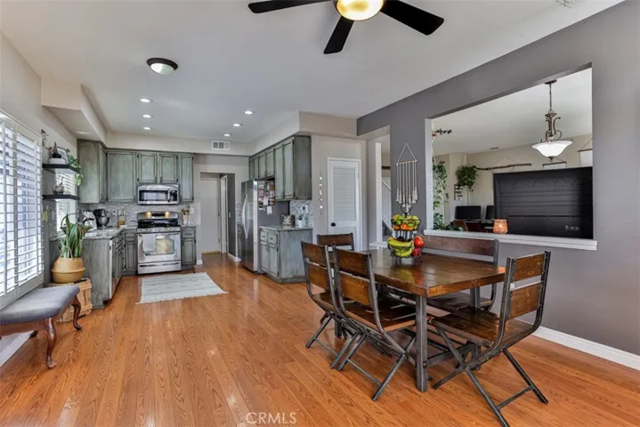 31647 Willow View Place, Lake Elsinore, California 92532