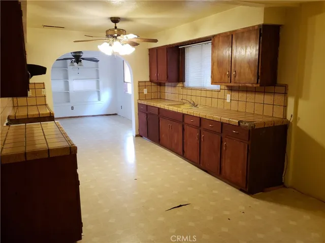 113 Topeka, Planada, California 95365