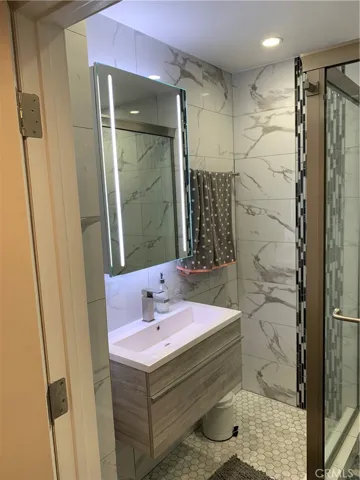 19854 Sandpiper Place 90, Newhall, California 91321