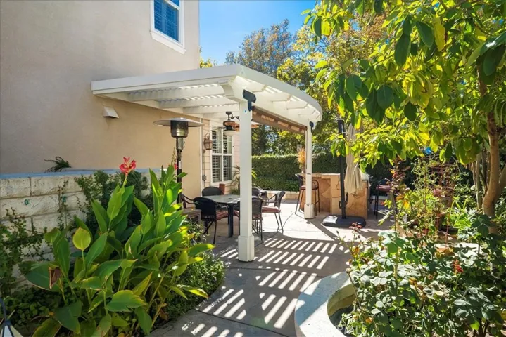 27001 Waterside Court, Valencia, California 91355