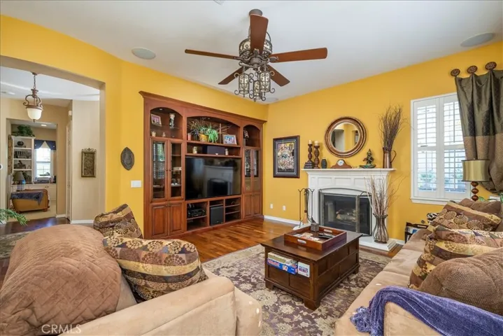 27001 Waterside Court, Valencia, California 91355