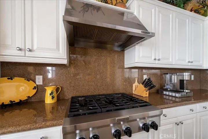 27001 Waterside Court, Valencia, California 91355