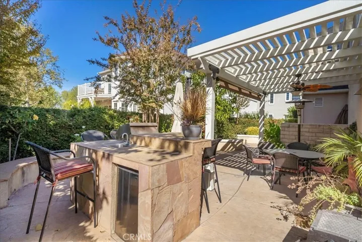 27001 Waterside Court, Valencia, California 91355
