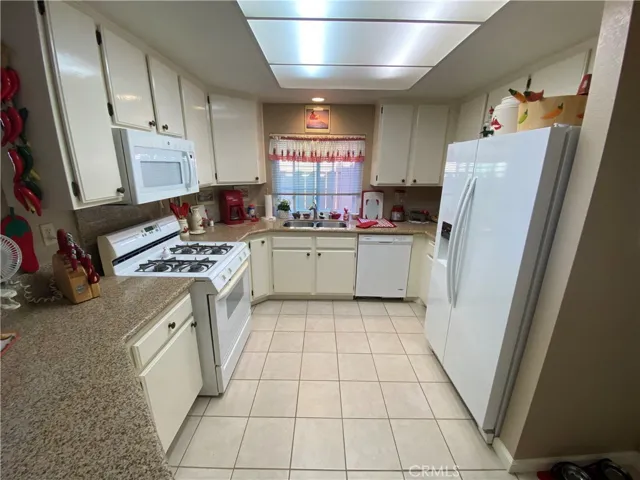 27432 Alta Vista Way, Menifee, California 92585