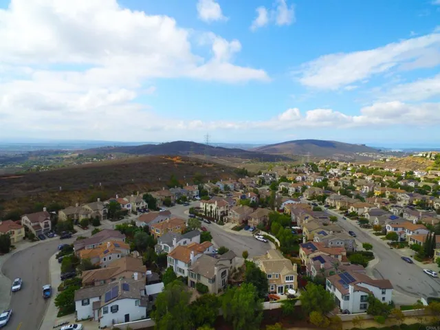 927 Tularosa Lane, San Marcos, California 92078