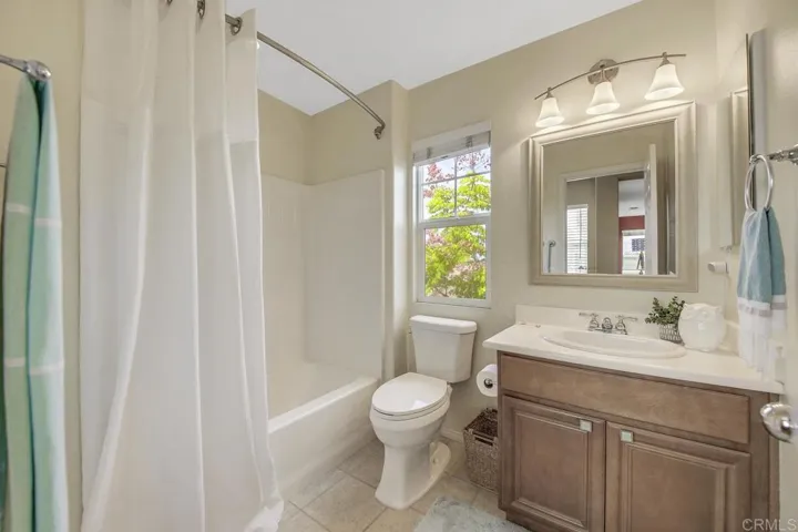 927 Tularosa Lane, San Marcos, California 92078