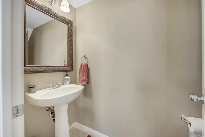 927 Tularosa Lane, San Marcos, California 92078