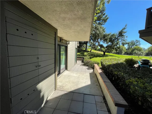 Side of the kitchen sliding door
