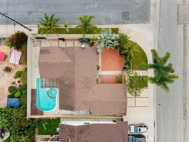 6301 Balmoral Drive, Huntington Beach, California 92647