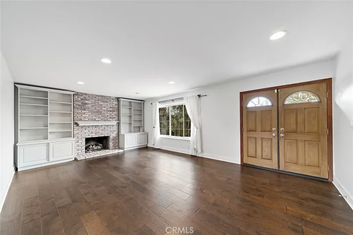 6301 Balmoral Drive, Huntington Beach, California 92647