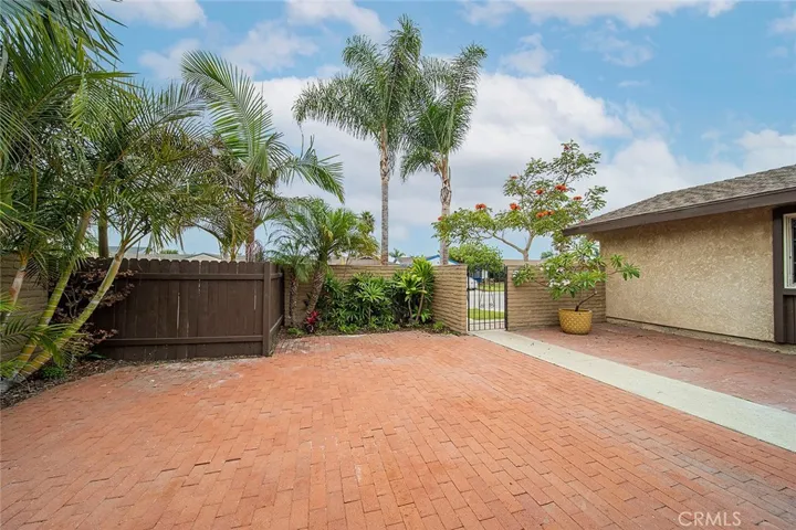 6301 Balmoral Drive, Huntington Beach, California 92647