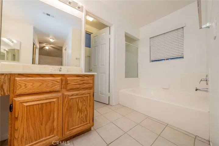 590 Bellflower Way, Hemet, California 92545