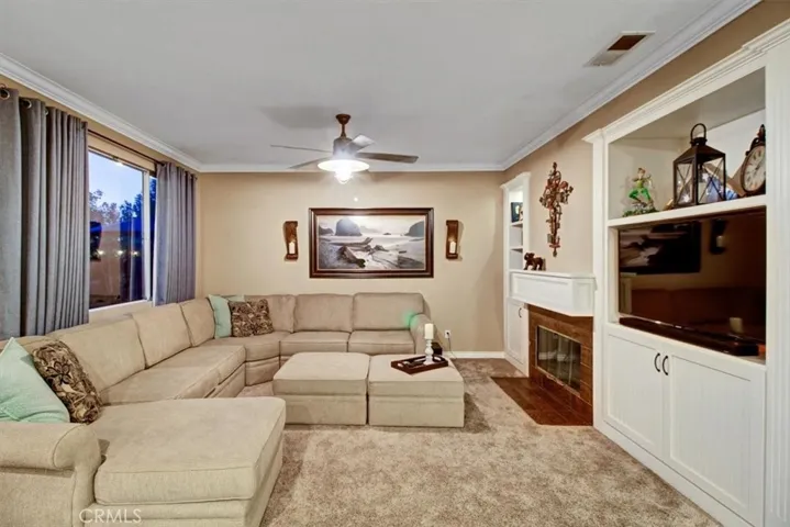 6863 Red Cardinal Court, Eastvale, California 92880