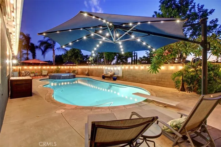 6863 Red Cardinal Court, Eastvale, California 92880