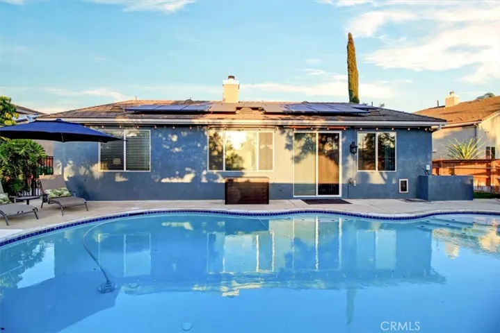 6863 Red Cardinal Court, Eastvale, California 92880