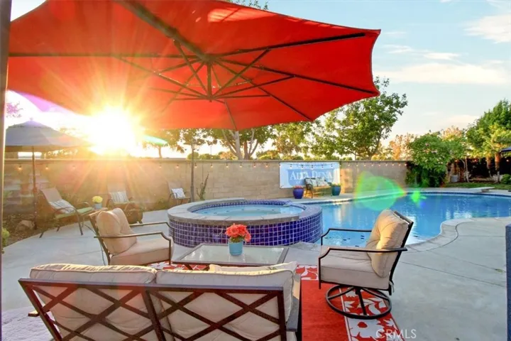 6863 Red Cardinal Court, Eastvale, California 92880
