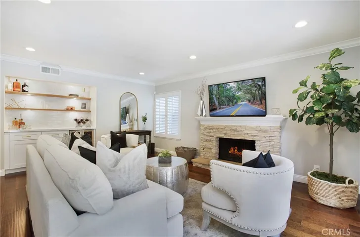 27132 Pinario, Mission Viejo, California 92692