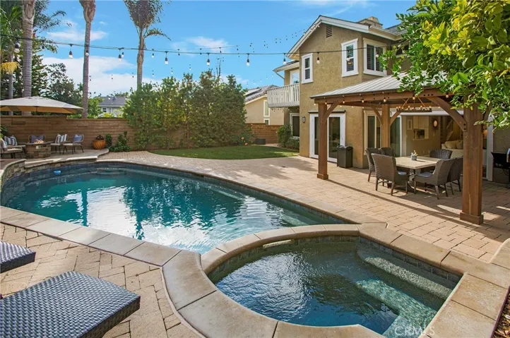 27132 Pinario, Mission Viejo, California 92692