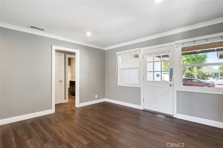 2050 Stevely Avenue, Long Beach, California 90815