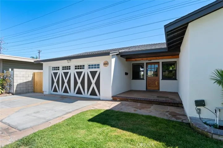 2050 Stevely Avenue, Long Beach, California 90815