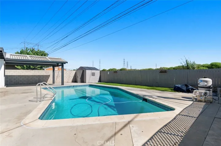 2050 Stevely Avenue, Long Beach, California 90815