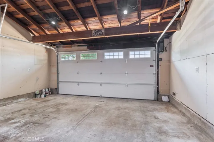 2050 Stevely Avenue, Long Beach, California 90815