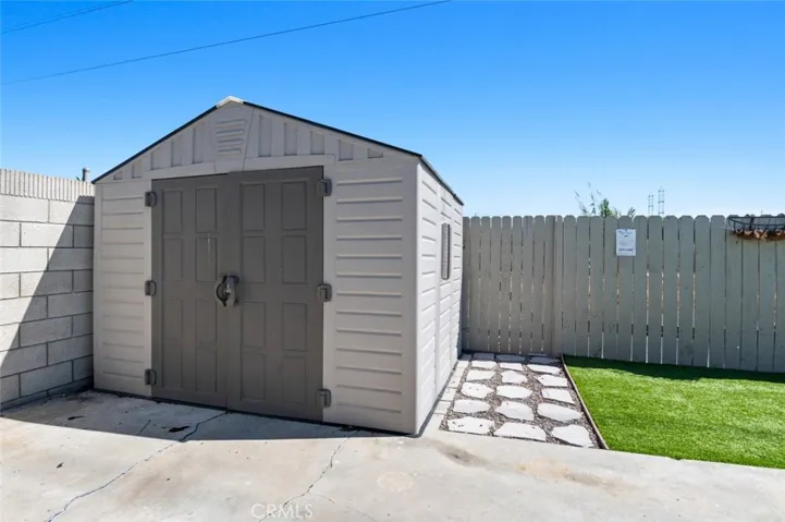 2050 Stevely Avenue, Long Beach, California 90815