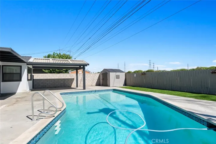 2050 Stevely Avenue, Long Beach, California 90815
