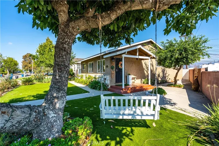 1410 N Rose Street, Burbank, California 91505