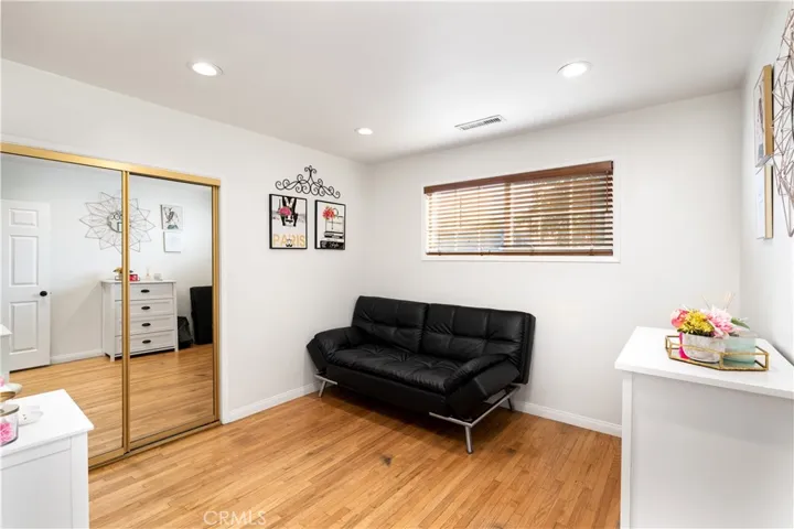 1410 N Rose Street, Burbank, California 91505