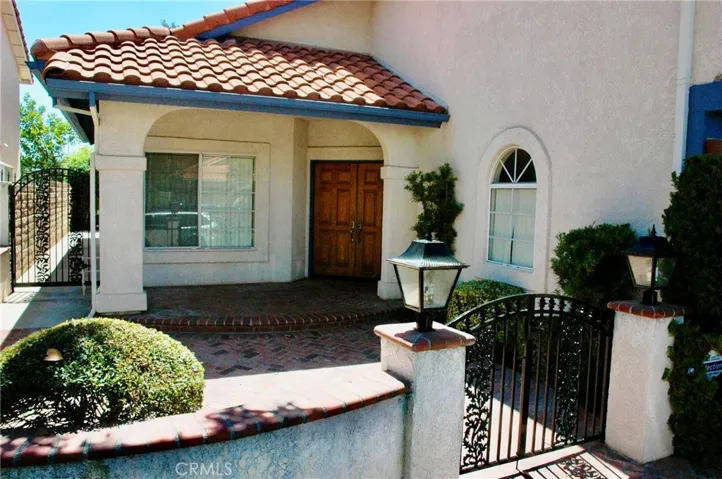 12123 Falcon Crest Way, Porter Ranch, California 91326