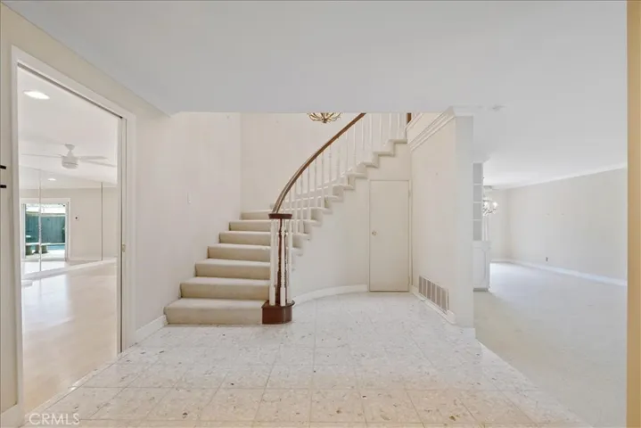 3240 Lama Avenue, Long Beach, California 90808
