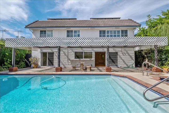 3240 Lama Avenue, Long Beach, California 90808