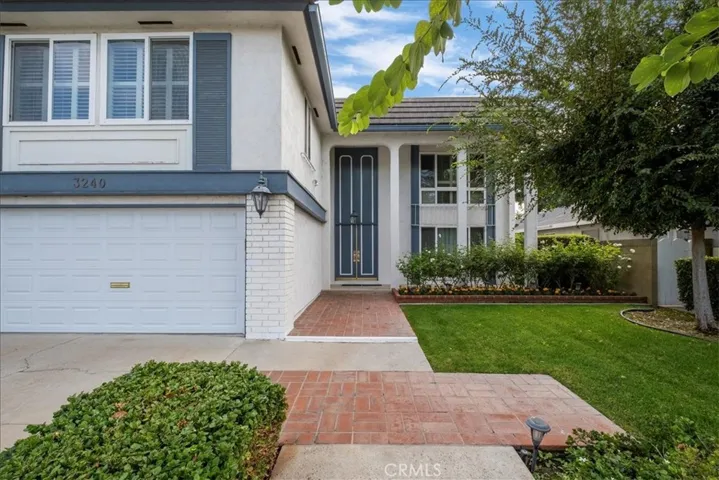3240 Lama Avenue, Long Beach, California 90808