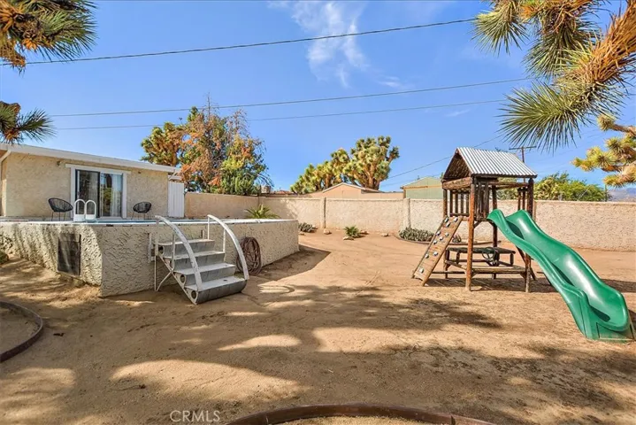 56564 Joshua Drive, Yucca Valley, California 92284