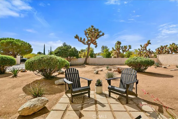 56564 Joshua Drive, Yucca Valley, California 92284