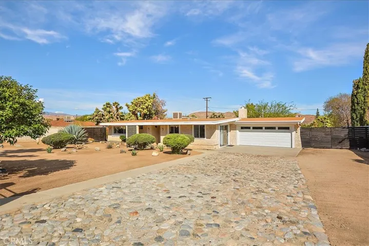 56564 Joshua Drive, Yucca Valley, California 92284