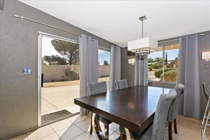 56564 Joshua Drive, Yucca Valley, California 92284