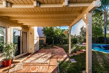 541 Fairfield Road, Simi Valley, California 93065