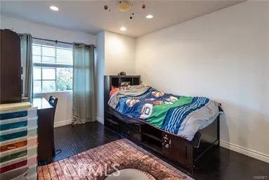 541 Fairfield Road, Simi Valley, California 93065